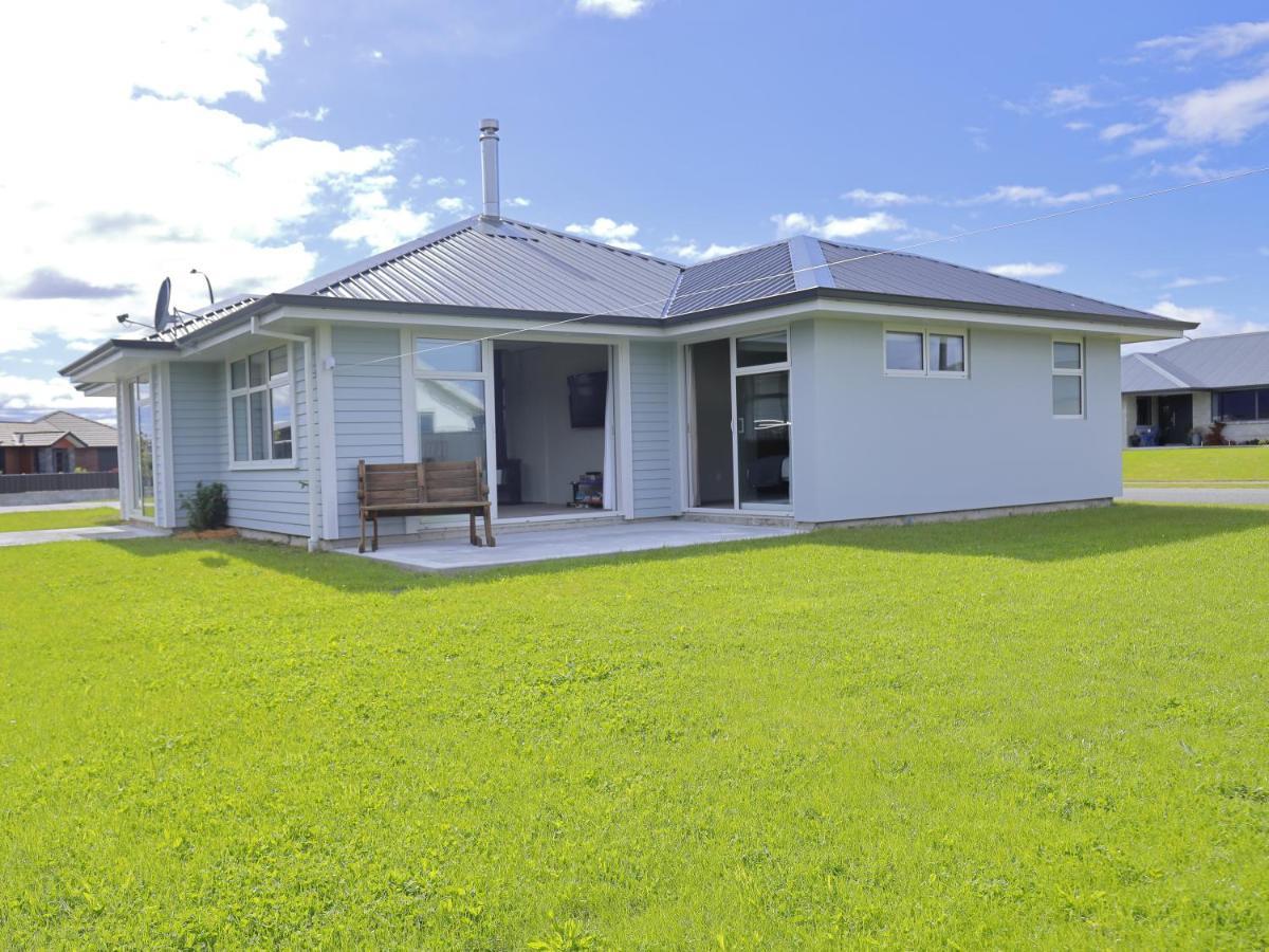 Fiordland Getaway - Te Anau Holiday Home 외부 사진